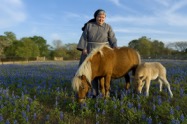 Virgil_Fox_Sister_With_Horses